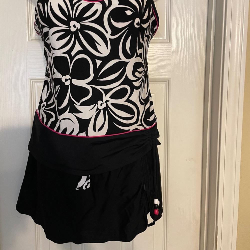 Ocean Dreams Black Swim Skirt Cover-Up Removable Tie Sash, Size 12 - Picture 2 of 7